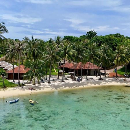 Eco Casa Hotel Karimunjawa Exterior photo