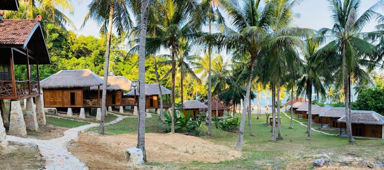Eco Casa Hotel Karimunjawa Exterior photo